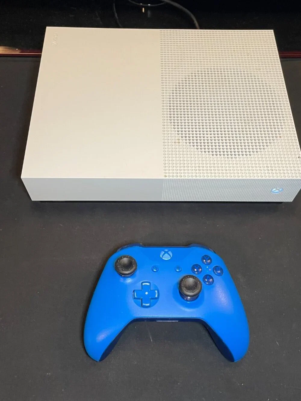 Xbox One Digital Edition With Accessories